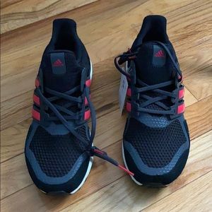 Women’s Adidas Ultra boost sneakers